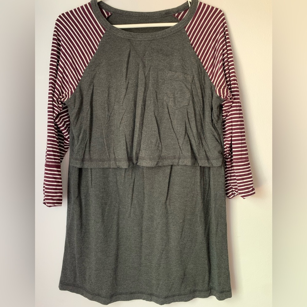 Latched Mama Large 3/4 Sleeve Raglan Nursing Top